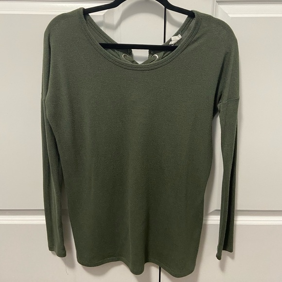 Army green long sleeve- SM - Picture 1 of 2
